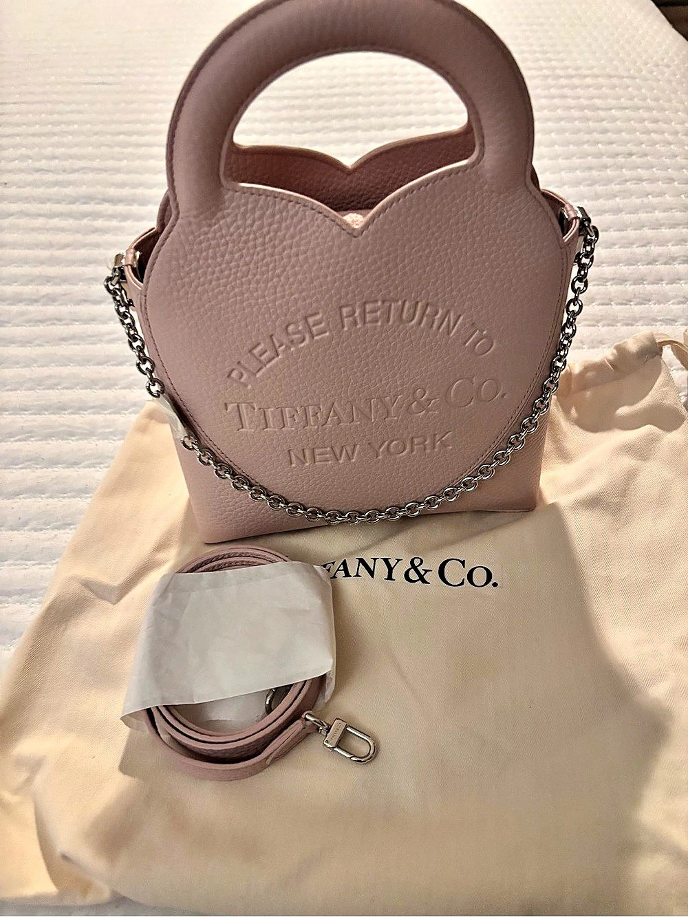 Tiffany & Co. Return to Tiffany Mini Heart Tote. Pink